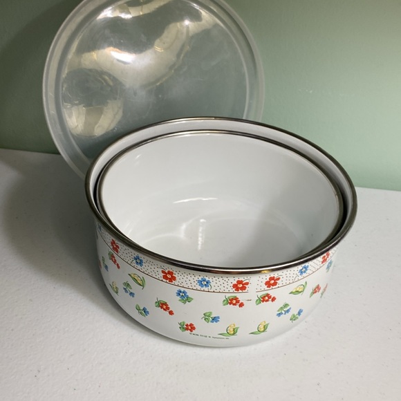 Vintage M Kamenstein Inc Enamelware Nesting Bowls - Picture 8 of 10